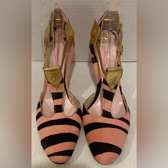 Ungaro Fuchsia Pink & Black Zebra Stripe Calf Hair Leather T-Strap Heels Italy - Picture 4 of 8